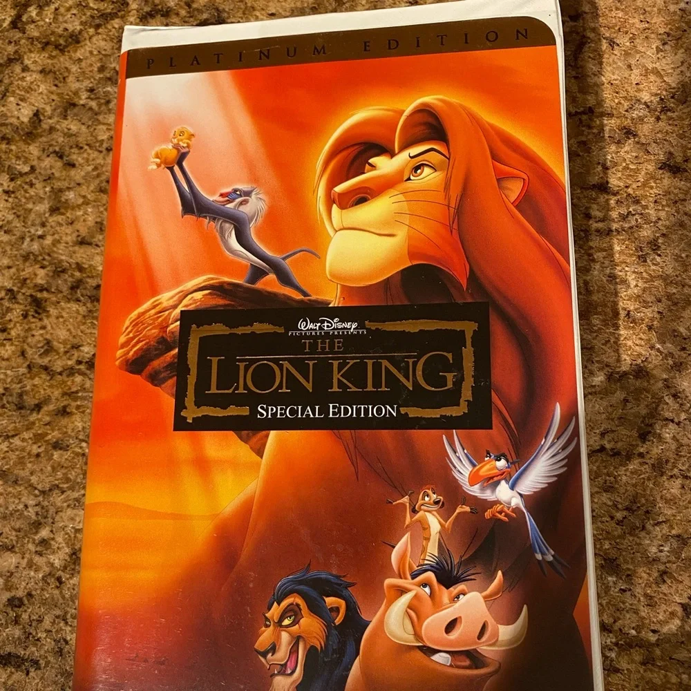 Disney The Lion King Platinum‎ Edition VHS -collectible- with new song!!